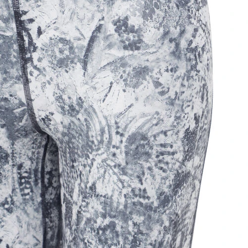 Nike Dri-Fit Performance Mid Rise All Over Print Tight Women - Image 4